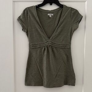 100% cotton Olive V-Neck AE Blouse